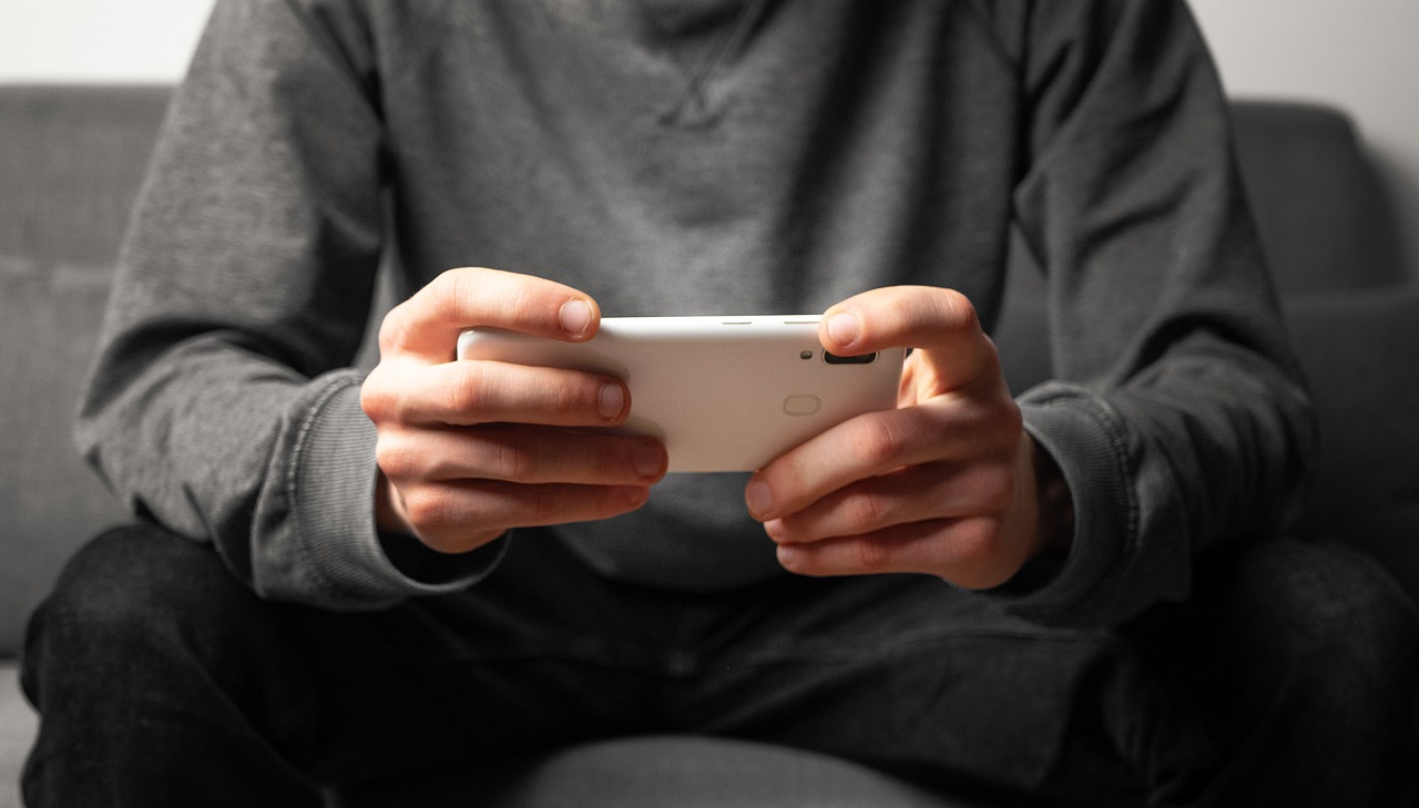 Enhancing User Experience with In-App Guides for Your Products