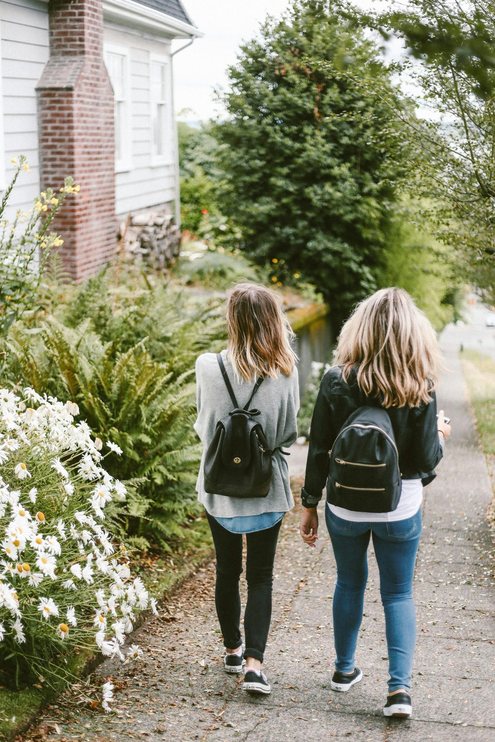 How to Maintain Boundaries When Parenting Teenagers