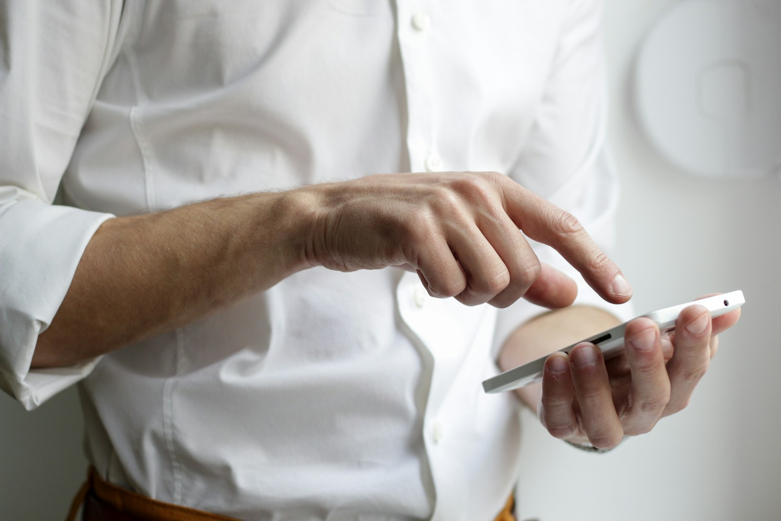 Understanding the Benefits of Fixed IP SIM Cards for Remote Access and Management