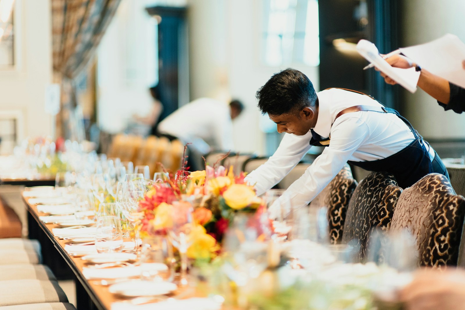 Hospitality Heroes: 10 Businesses Setting the Standard for Customer Service