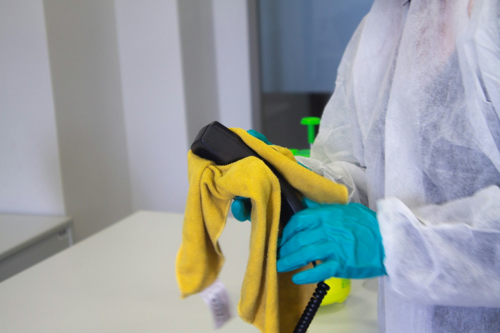 How to Choose the Right Industrial Cleaning Company for Your Needs