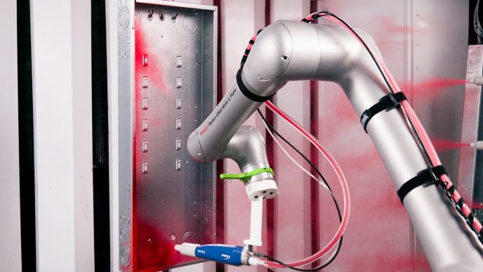 FANUC Wins Major Robot Order for Luxury Car Paint Line