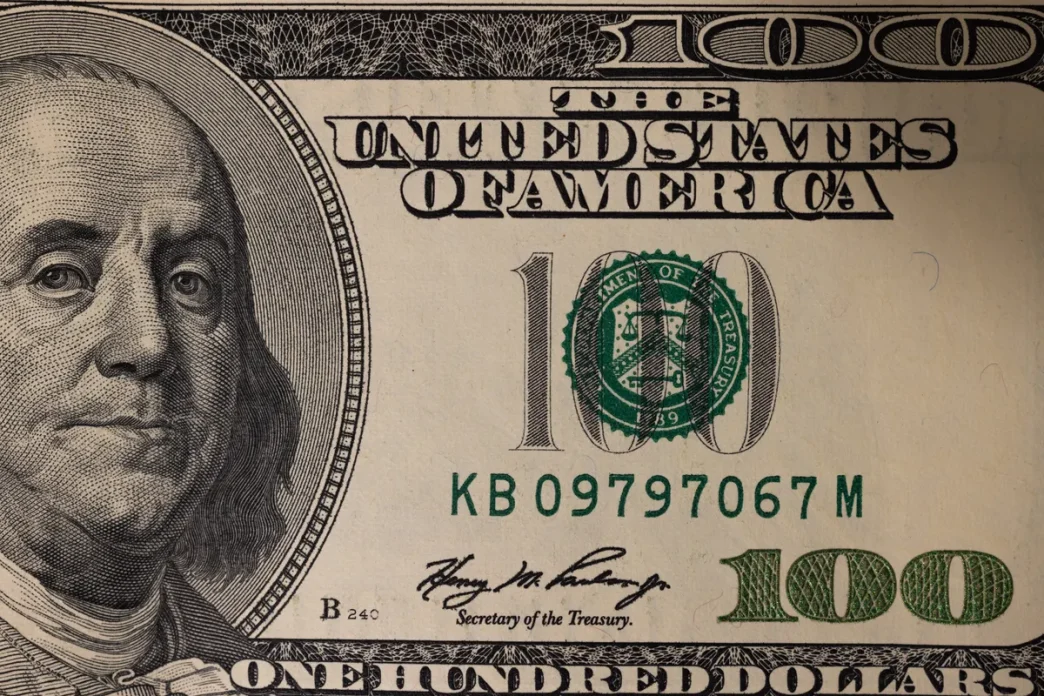 foreign official Treasury selling