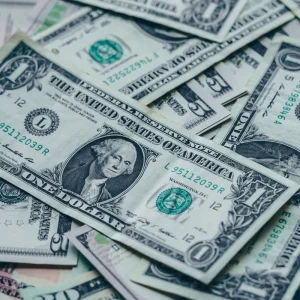Treasury yield curve bulge
